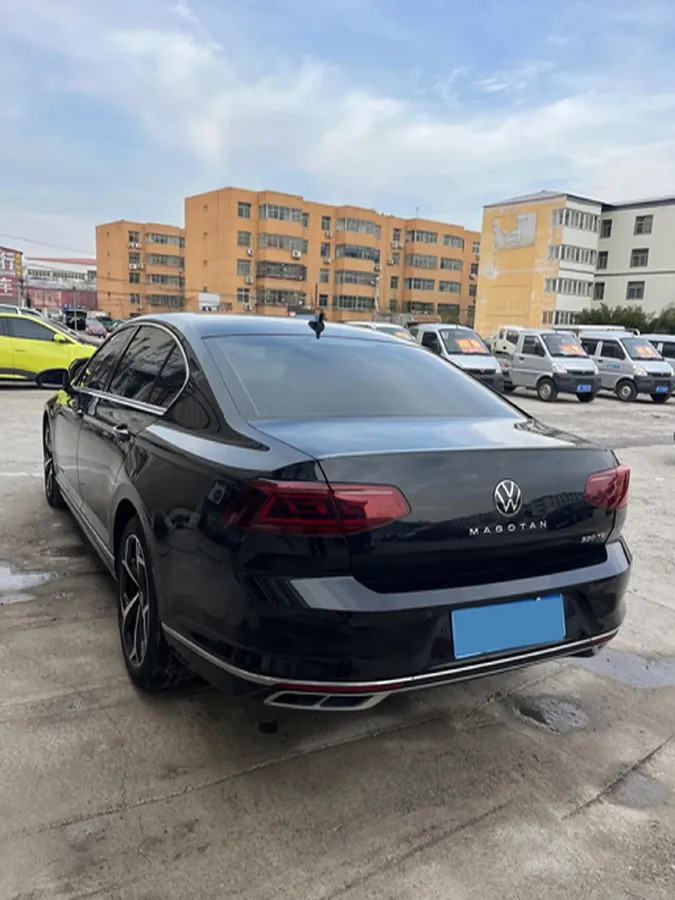 2023 Volkswagen Magotan 2.0T 186HP L4 7DCT,autocango,china used car exporter,china ev exporter,chinese used car exporter,chinese used ev exporter
