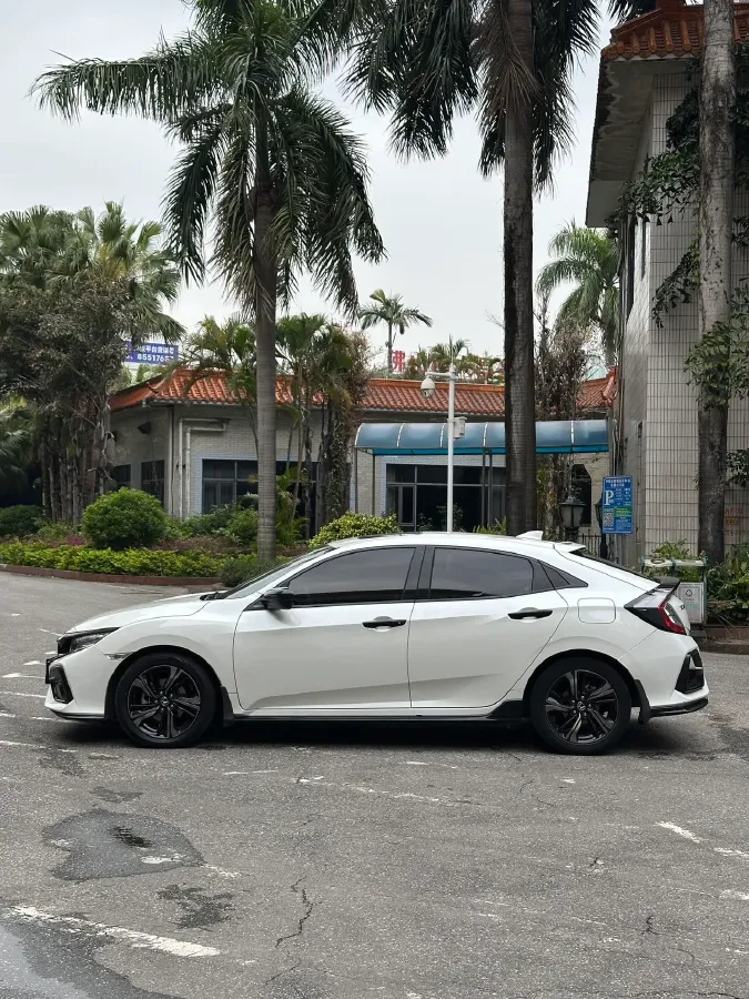 2021 Honda Civic 1.5T 177HP L4 CVT,autocango,china used car exporter,china ev exporter,chinese used car exporter,chinese used ev exporter