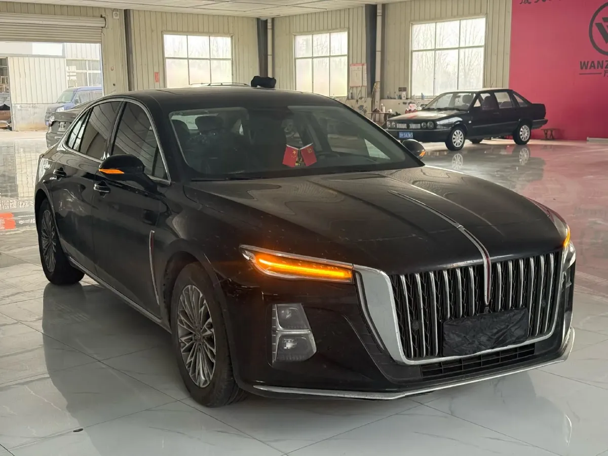 2024 HongQi H5 2.0T 224HP L4 8AT,autocango,china used car exporter,china ev exporter,chinese used car exporter,chinese used ev exporter