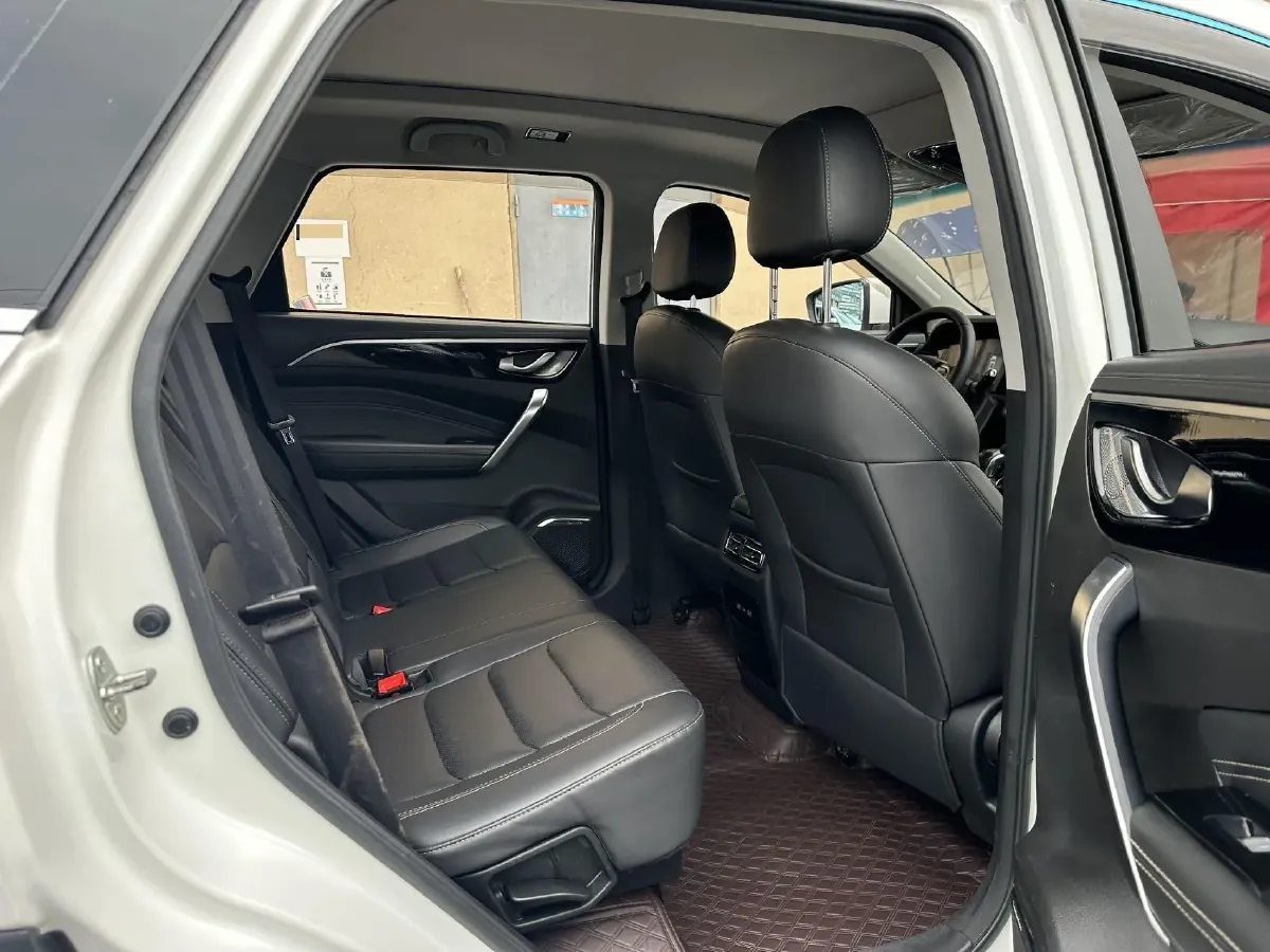 2021 Jetour X90 Plus 1.5T 156HP L4 6MT,autocango,china used car exporter,china ev exporter,chinese used car exporter,chinese used ev exporter