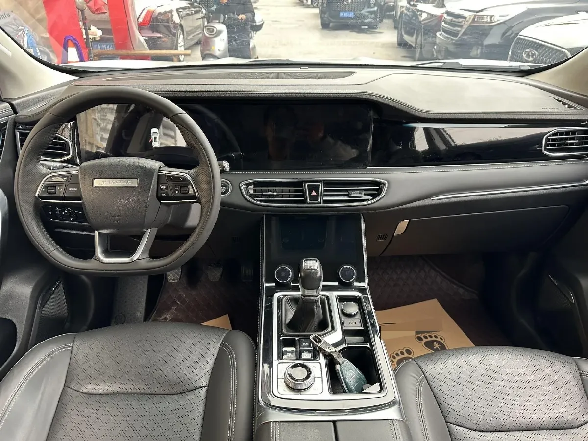 2021 Jetour X90 Plus 1.5T 156HP L4 6MT,autocango,china used car exporter,china ev exporter,chinese used car exporter,chinese used ev exporter