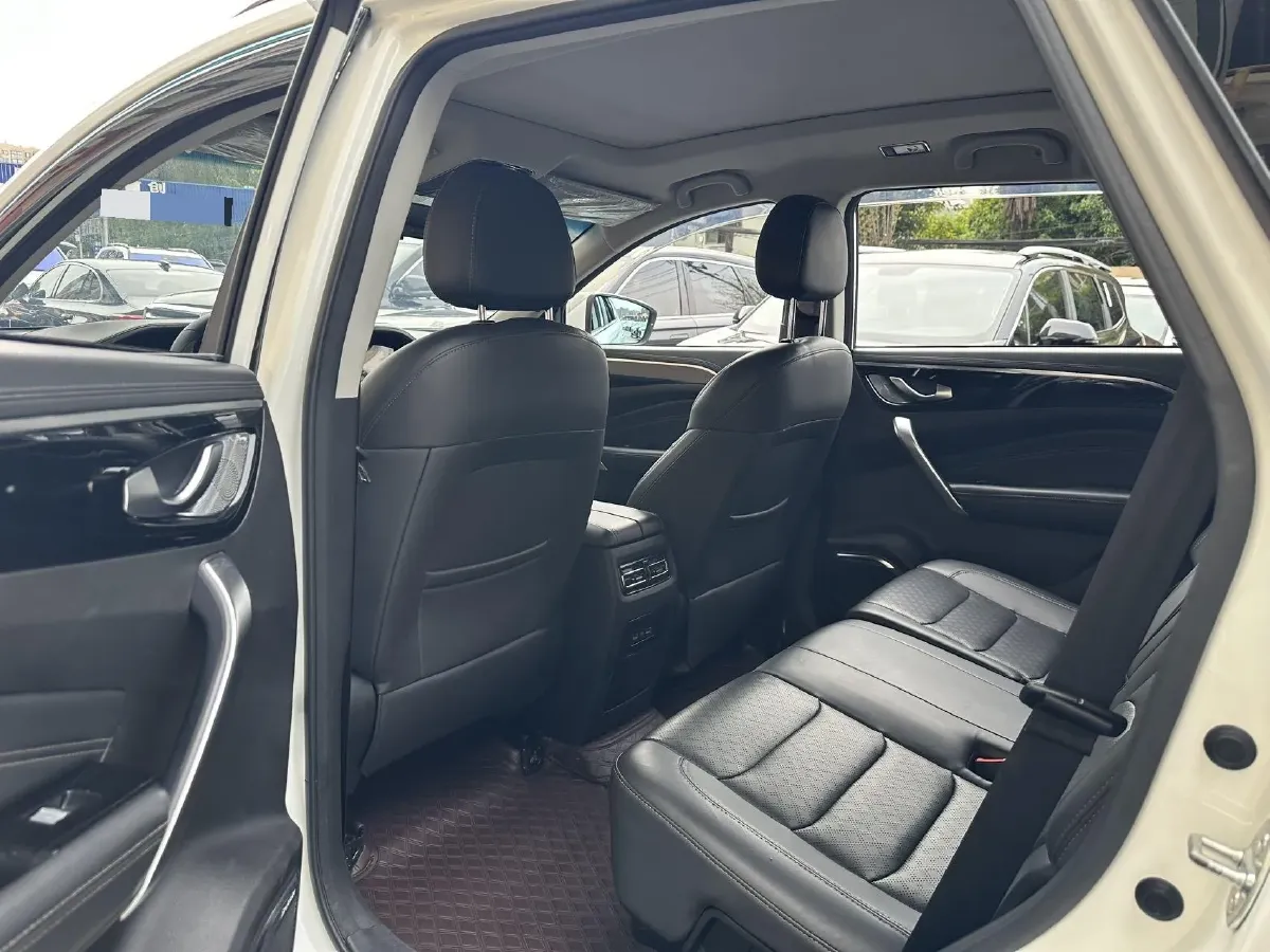 2021 Jetour X90 Plus 1.5T 156HP L4 6MT,autocango,china used car exporter,china ev exporter,chinese used car exporter,chinese used ev exporter