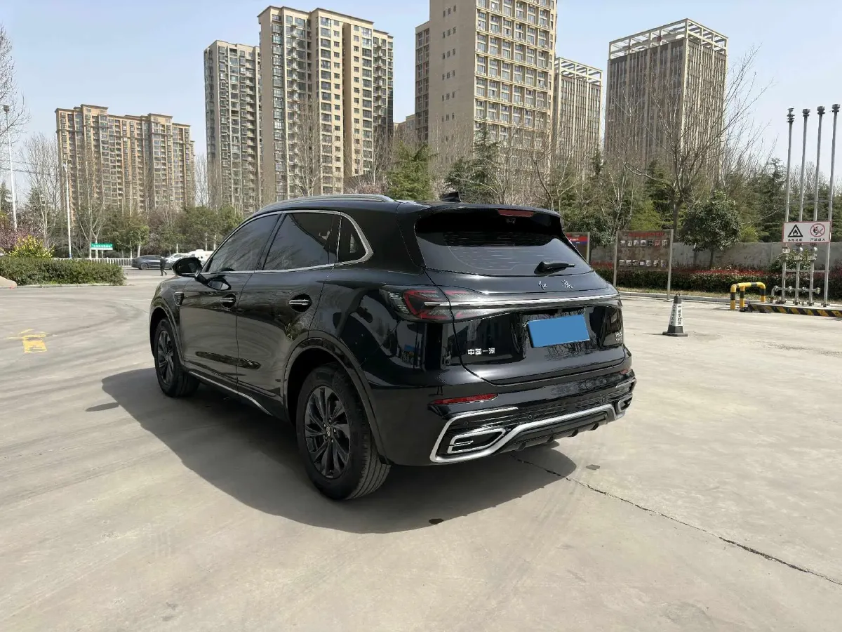 2023 HongQi HS5 2.0T 252HP L4 8AT,autocango,china used car exporter,china ev exporter,chinese used car exporter,chinese used ev exporter
