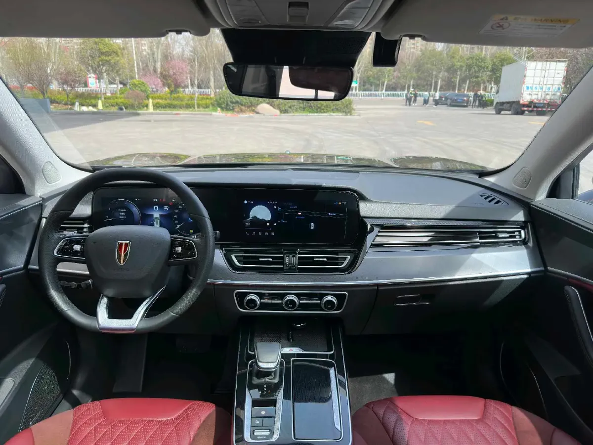 2023 HongQi HS5 2.0T 252HP L4 8AT,autocango,china used car exporter,china ev exporter,chinese used car exporter,chinese used ev exporter