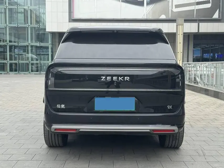 2025 Zeekr 9X 2.0T 279HP L4 1DHT PHEV,autocango,china used car exporter,china ev exporter,chinese used car exporter,chinese used ev exporter