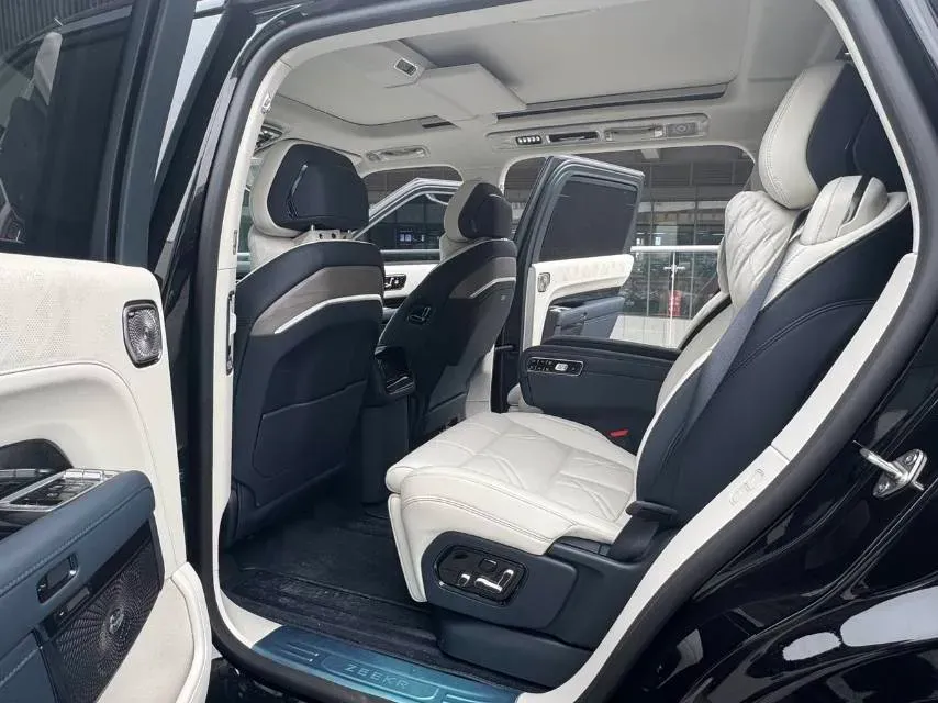 2025 Zeekr 9X 2.0T 279HP L4 1DHT PHEV,autocango,china used car exporter,china ev exporter,chinese used car exporter,chinese used ev exporter