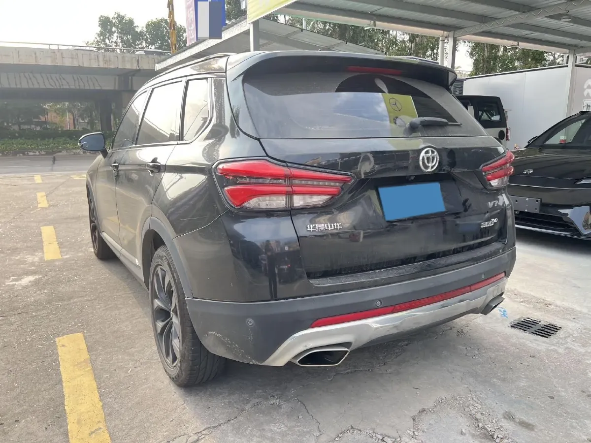 2019 Brilliance Auto V7 1.8T 231HP L4 7DCT,autocango,china used car exporter,china ev exporter,chinese used car exporter,chinese used ev exporter
