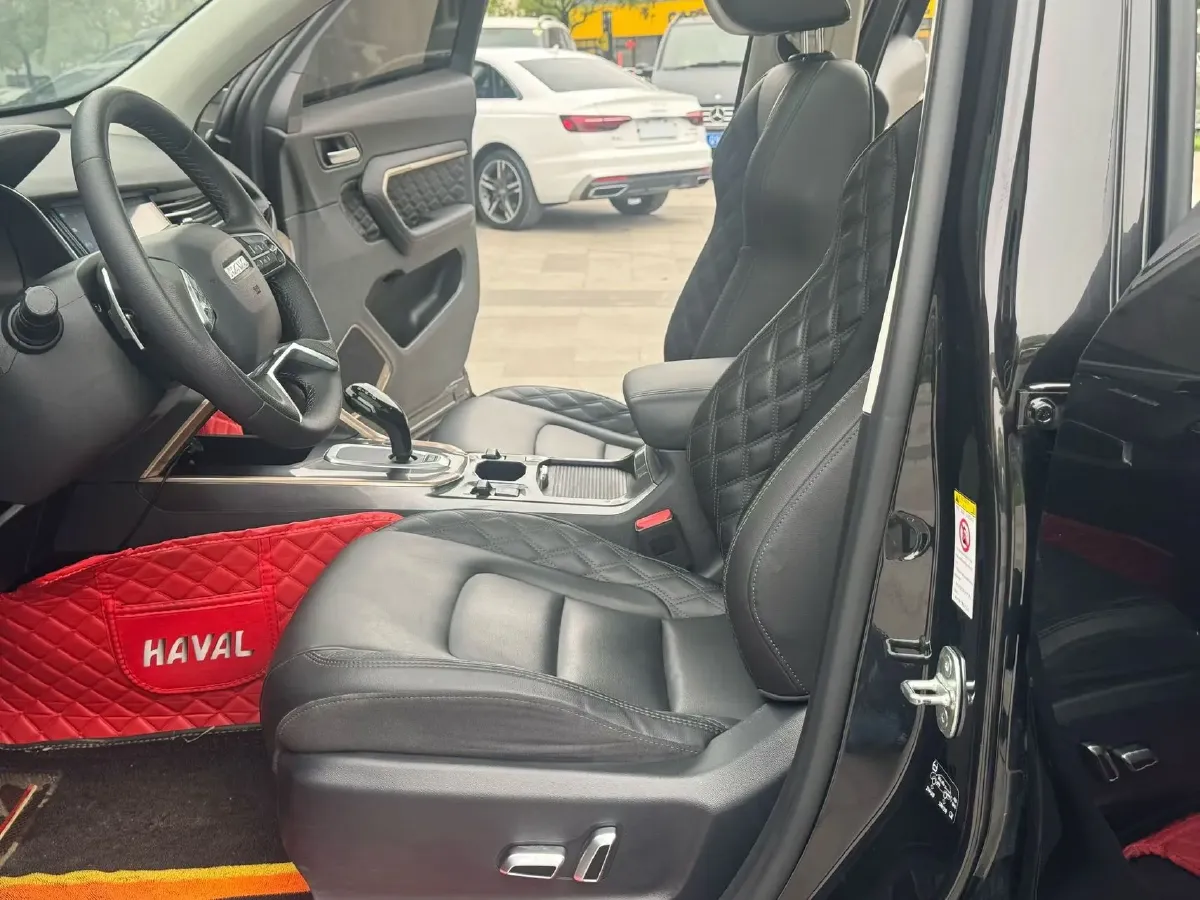 2021 Haval H6 1.5T 169HP L4 7DCT,autocango,china used car exporter,china ev exporter,chinese used car exporter,chinese used ev exporter