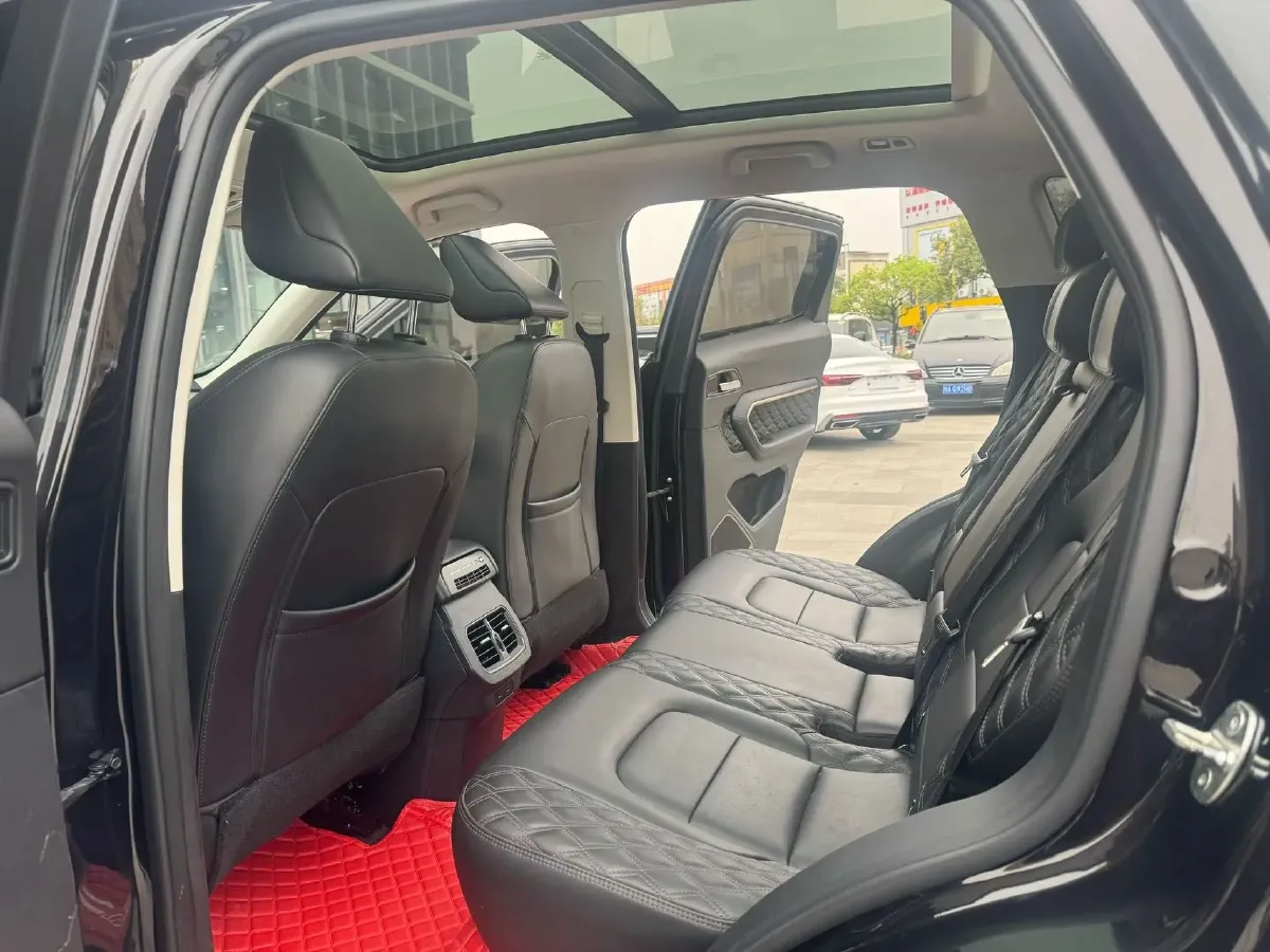 2021 Haval H6 1.5T 169HP L4 7DCT,autocango,china used car exporter,china ev exporter,chinese used car exporter,chinese used ev exporter