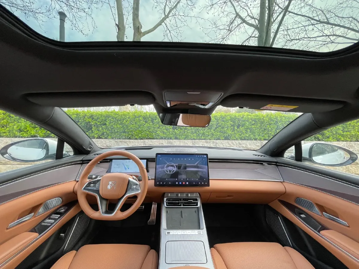 2025 BYD HanL BEV,autocango,china used car exporter,china ev exporter,chinese used car exporter,chinese used ev exporter