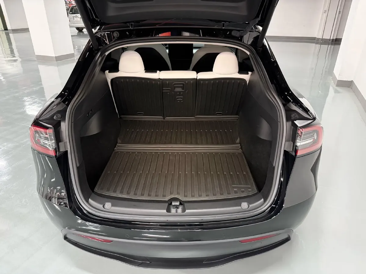 2022 Tesla Model Y BEV 60KWH,autocango,china used car exporter,china ev exporter,chinese used car exporter,chinese used ev exporter