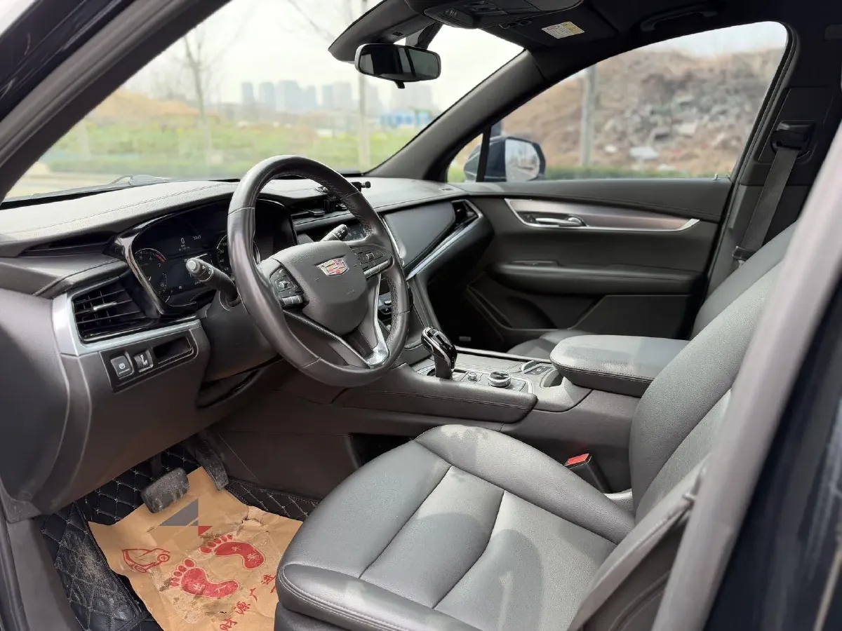 2022 Cadillac XT6 2.0T 237HP L4 9AT,autocango,china used car exporter,china ev exporter,chinese used car exporter,chinese used ev exporter