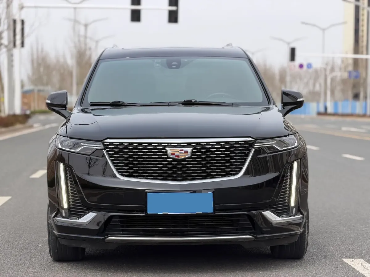 2022 Cadillac XT6 2.0T 237HP L4 9AT,autocango,china used car exporter,china ev exporter,chinese used car exporter,chinese used ev exporter
