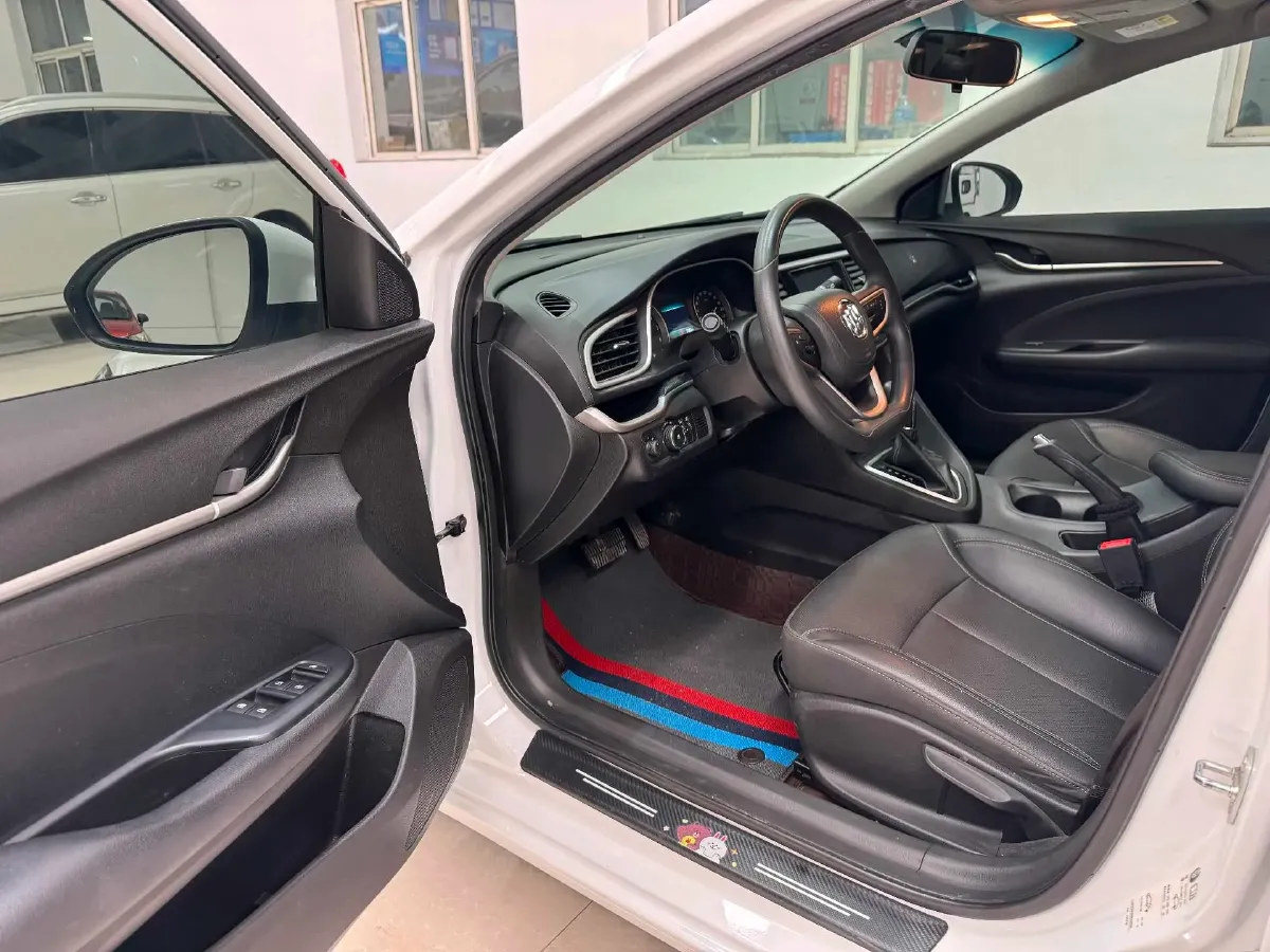 2021 Buick Excelle 1.5L 113HP L4 6AT,autocango,china used car exporter,china ev exporter,chinese used car exporter,chinese used ev exporter