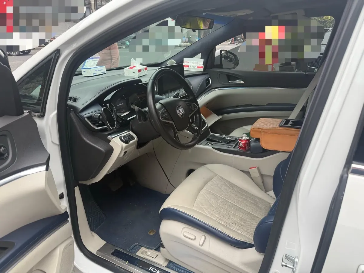 2021 Buick GL8 2.0T 237HP L4 9AT,autocango,china used car exporter,china ev exporter,chinese used car exporter,chinese used ev exporter