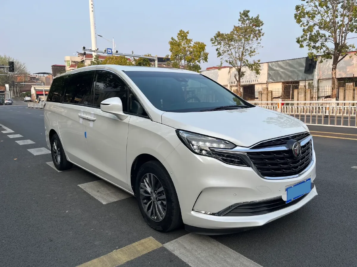 2021 Buick GL8 2.0T 237HP L4 9AT,autocango,china used car exporter,china ev exporter,chinese used car exporter,chinese used ev exporter