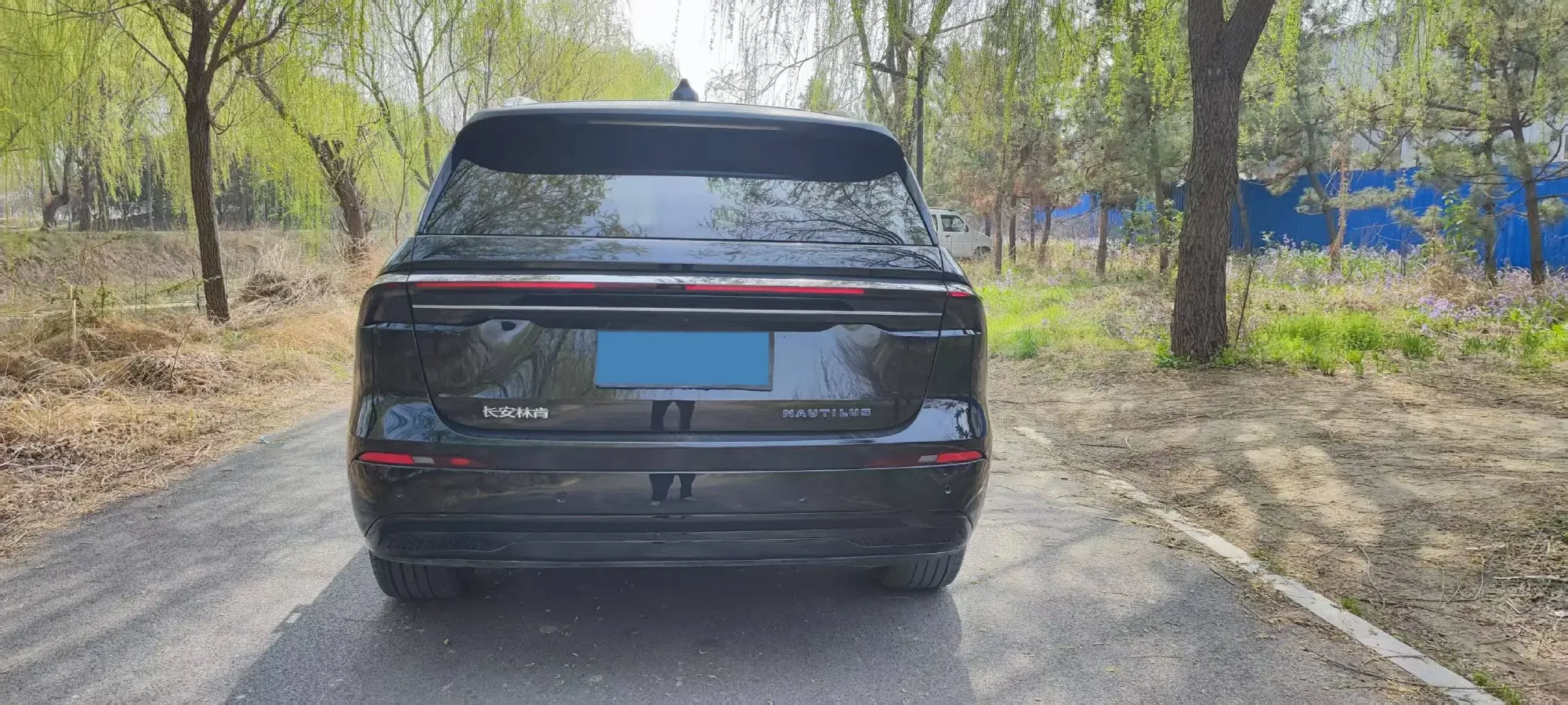 2023 Lincoln Nautilus 2.0T 282HP L4 E-CVT Hybrid,autocango,china used car exporter,china ev exporter,chinese used car exporter,chinese used ev exporter