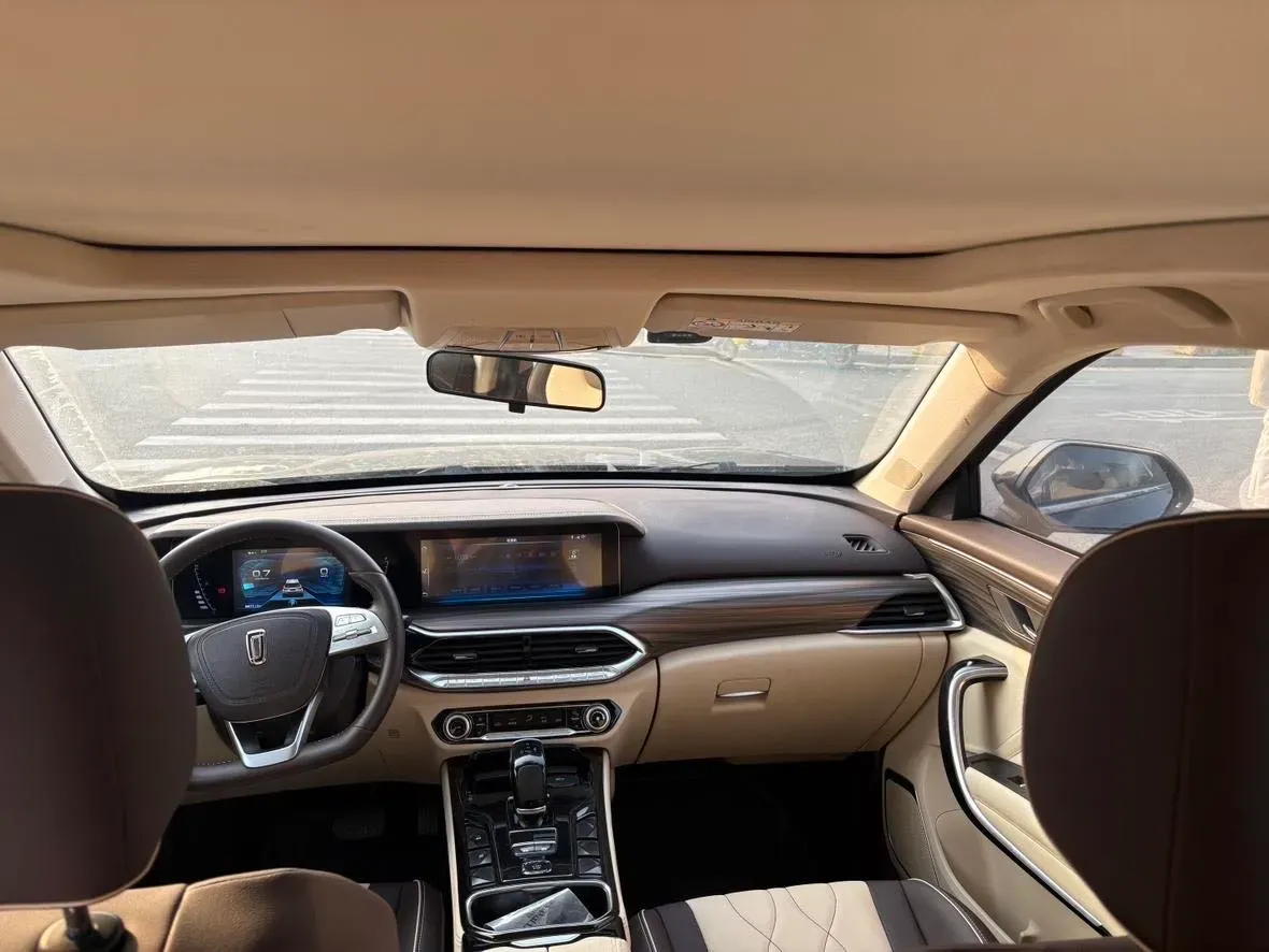 2021 Bestune T77 1.5T 169HP L4 7DCT,autocango,china used car exporter,china ev exporter,chinese used car exporter,chinese used ev exporter