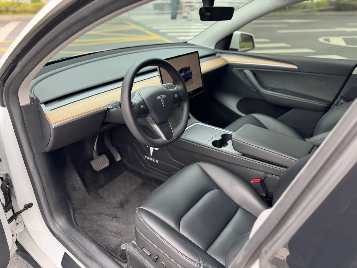 2022 Tesla Model Y BEV 60KWH,autocango,china used car exporter,china ev exporter,chinese used car exporter,chinese used ev exporter