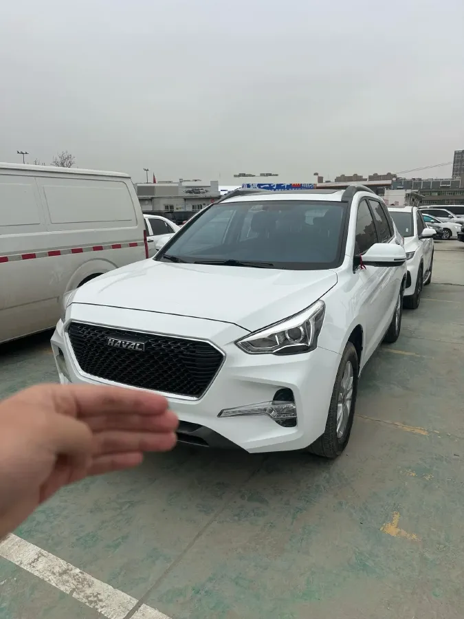 2018 Haval M6 1.5T 150HP L4 7DCT,autocango,china used car exporter,china ev exporter,chinese used car exporter,chinese used ev exporter