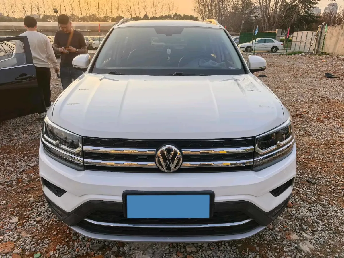 2019 MINI MINI 1.5T 102HP L3 7DCT,autocango,china used car exporter,china ev exporter,chinese used car exporter,chinese used ev exporter