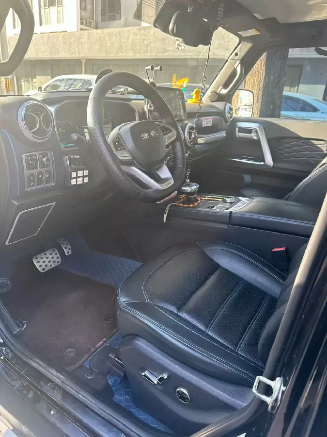 2020 Beijing BJ40 2.0T 224HP L4 8AT,autocango,china used car exporter,china ev exporter,chinese used car exporter,chinese used ev exporter