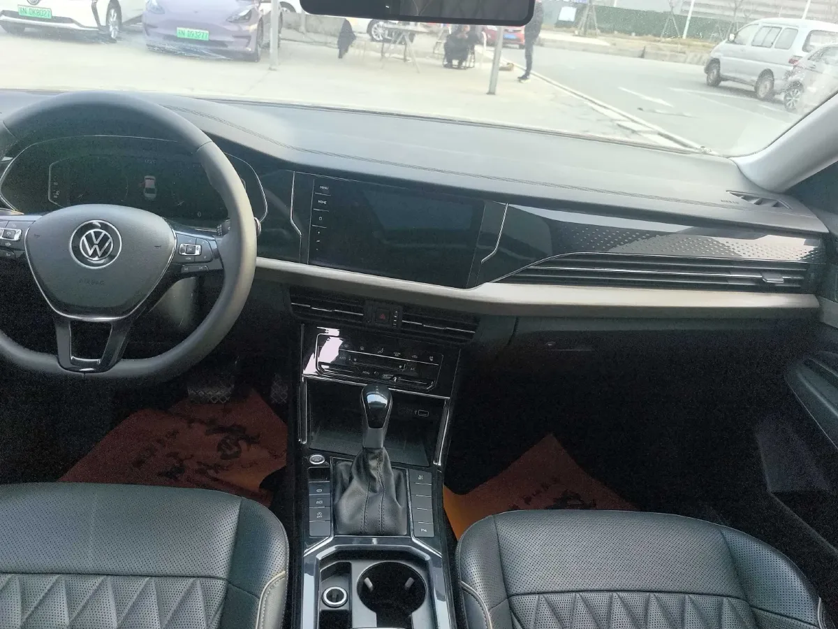 2021 Volkswagen Passat 2.0T 186HP L4 7DCT,autocango,china used car exporter,china ev exporter,chinese used car exporter,chinese used ev exporter