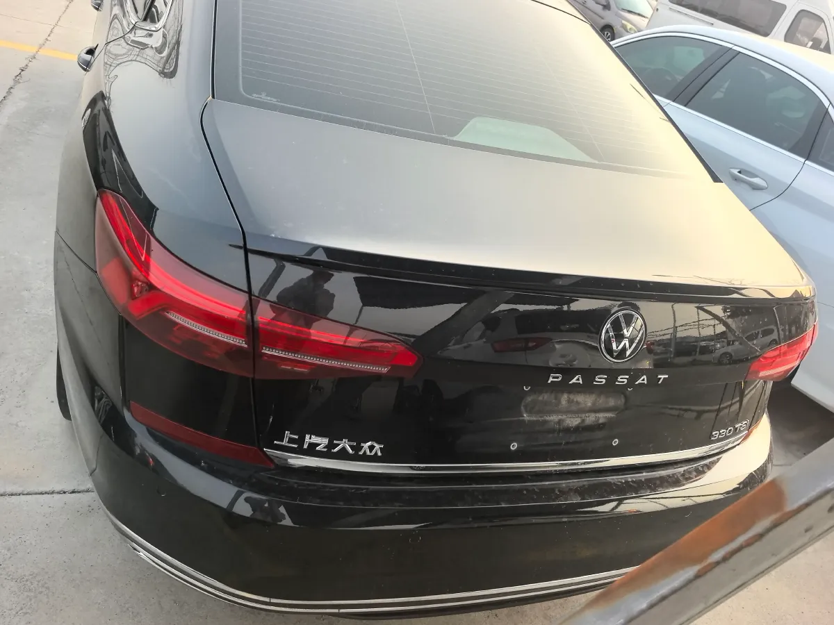 2021 Volkswagen Passat 2.0T 186HP L4 7DCT,autocango,china used car exporter,china ev exporter,chinese used car exporter,chinese used ev exporter