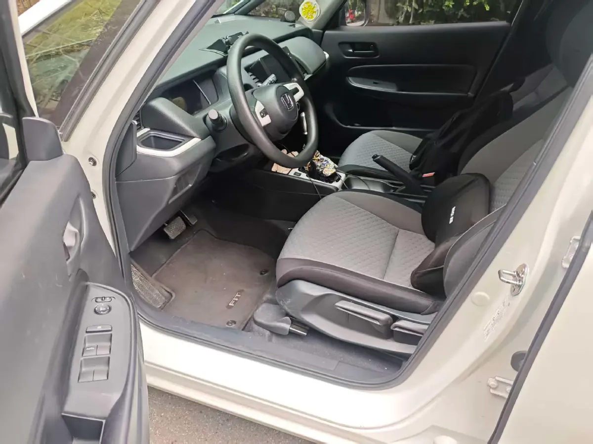 2024 Chery Tiggo 8 Plus 1.6T 197HP L4 7DCT,autocango,china used car exporter,china ev exporter,chinese used car exporter,chinese used ev exporter