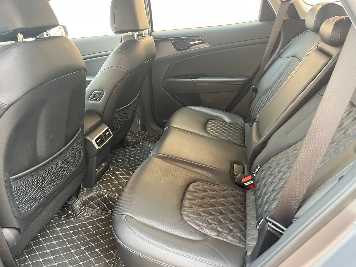 2023 Kia Sportage 2.0T 236HP L4 8AT,autocango,china used car exporter,china ev exporter,chinese used car exporter,chinese used ev exporter