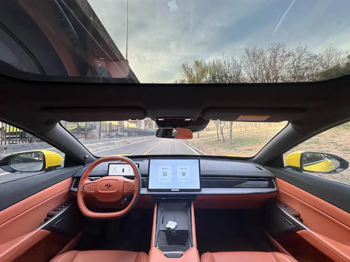 2024 DongFeng eπ eπ007 REEV 105HP REEV 28.4KWH,autocango,china used car exporter,china ev exporter,chinese used car exporter,chinese used ev exporter