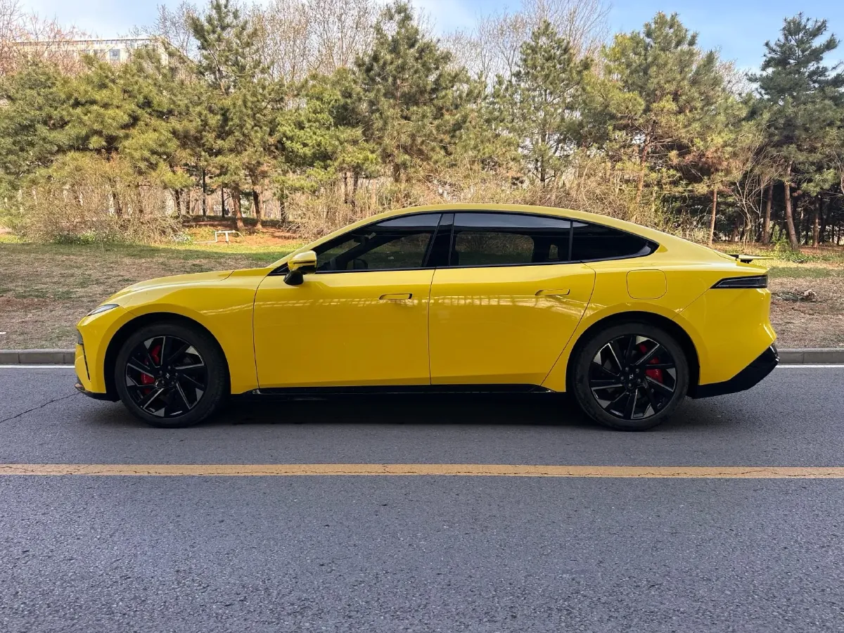 2024 DongFeng eπ eπ007 REEV 105HP REEV 28.4KWH,autocango,china used car exporter,china ev exporter,chinese used car exporter,chinese used ev exporter