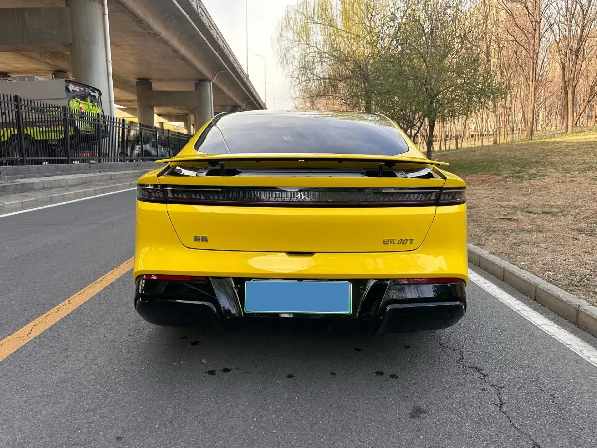 2024 DongFeng eπ eπ007 REEV 105HP REEV 28.4KWH,autocango,china used car exporter,china ev exporter,chinese used car exporter,chinese used ev exporter