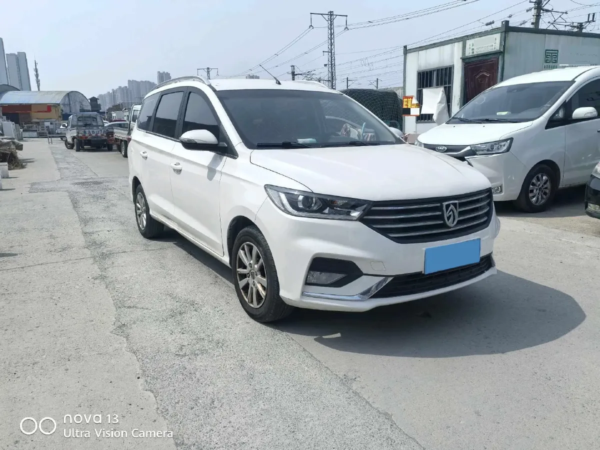 2018 BaoJun 360 1.5L 112HP L4 6MT,autocango,china used car exporter,china ev exporter,chinese used car exporter,chinese used ev exporter