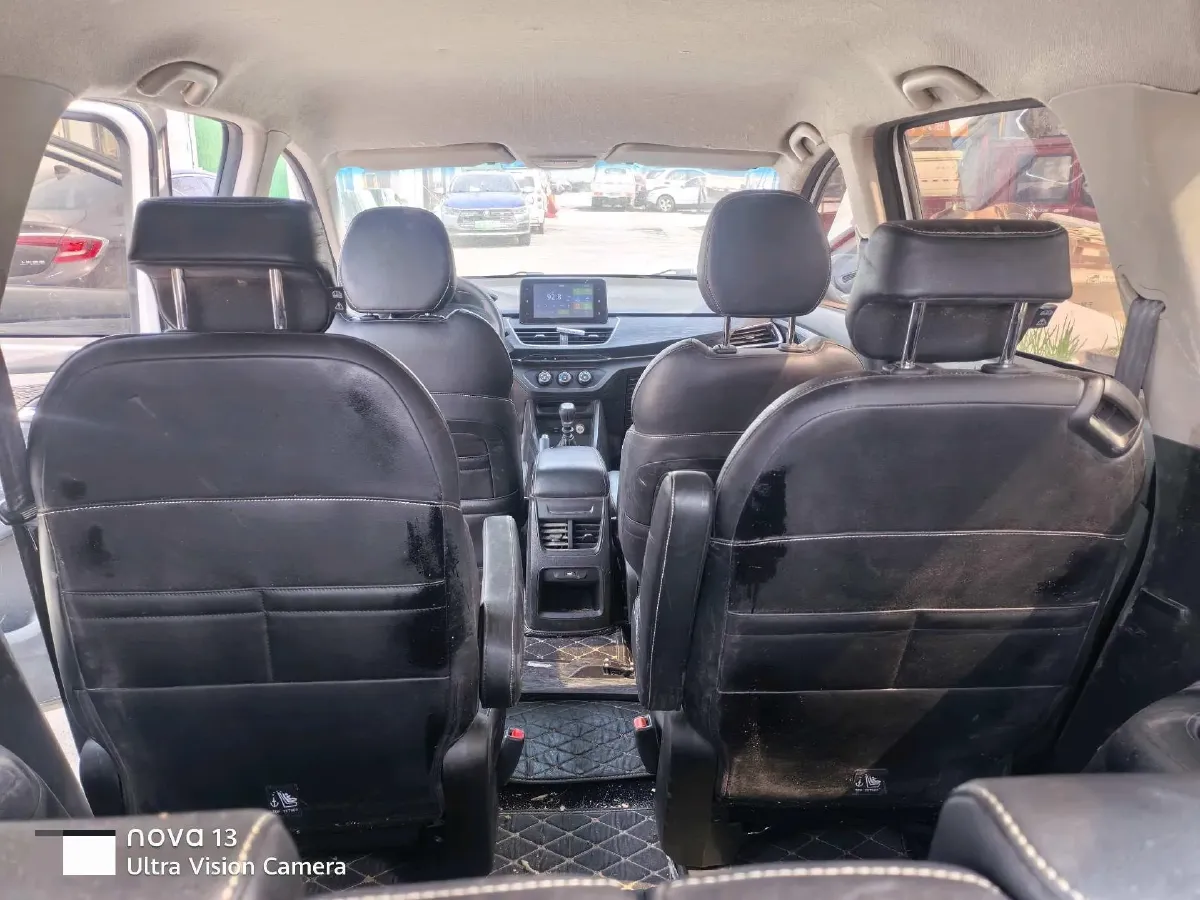 2018 BaoJun 360 1.5L 112HP L4 6MT,autocango,china used car exporter,china ev exporter,chinese used car exporter,chinese used ev exporter