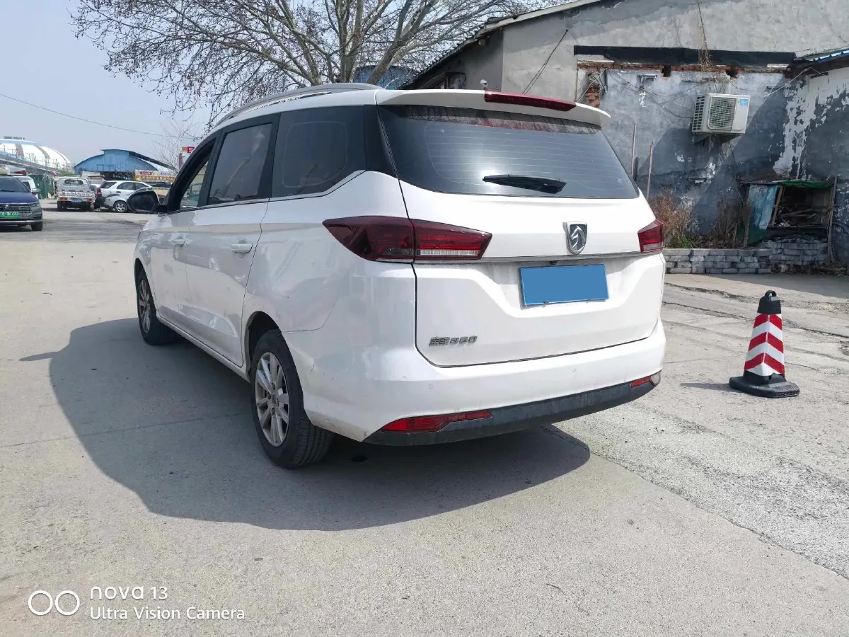 2018 BaoJun 360 1.5L 112HP L4 6MT,autocango,china used car exporter,china ev exporter,chinese used car exporter,chinese used ev exporter