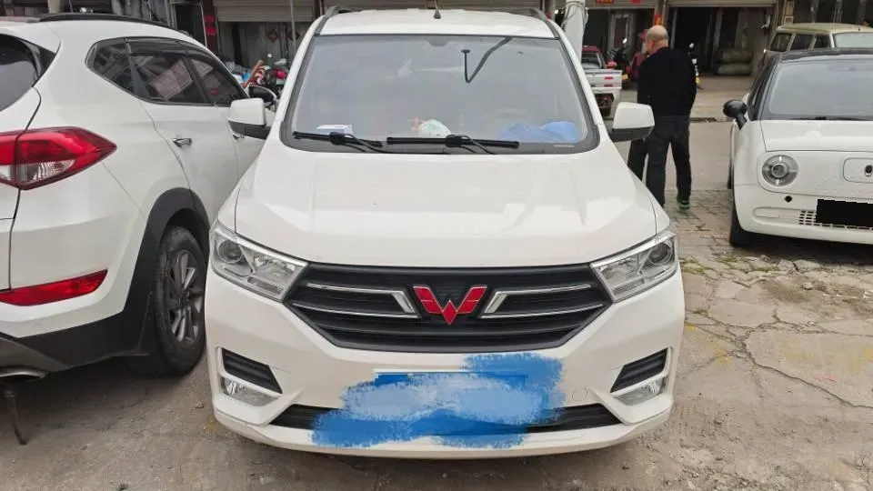 2021 WuLing RongGuang New Truck 1.5L 99HP L4 5MT,autocango,china used car exporter,china ev exporter,chinese used car exporter,chinese used ev exporter