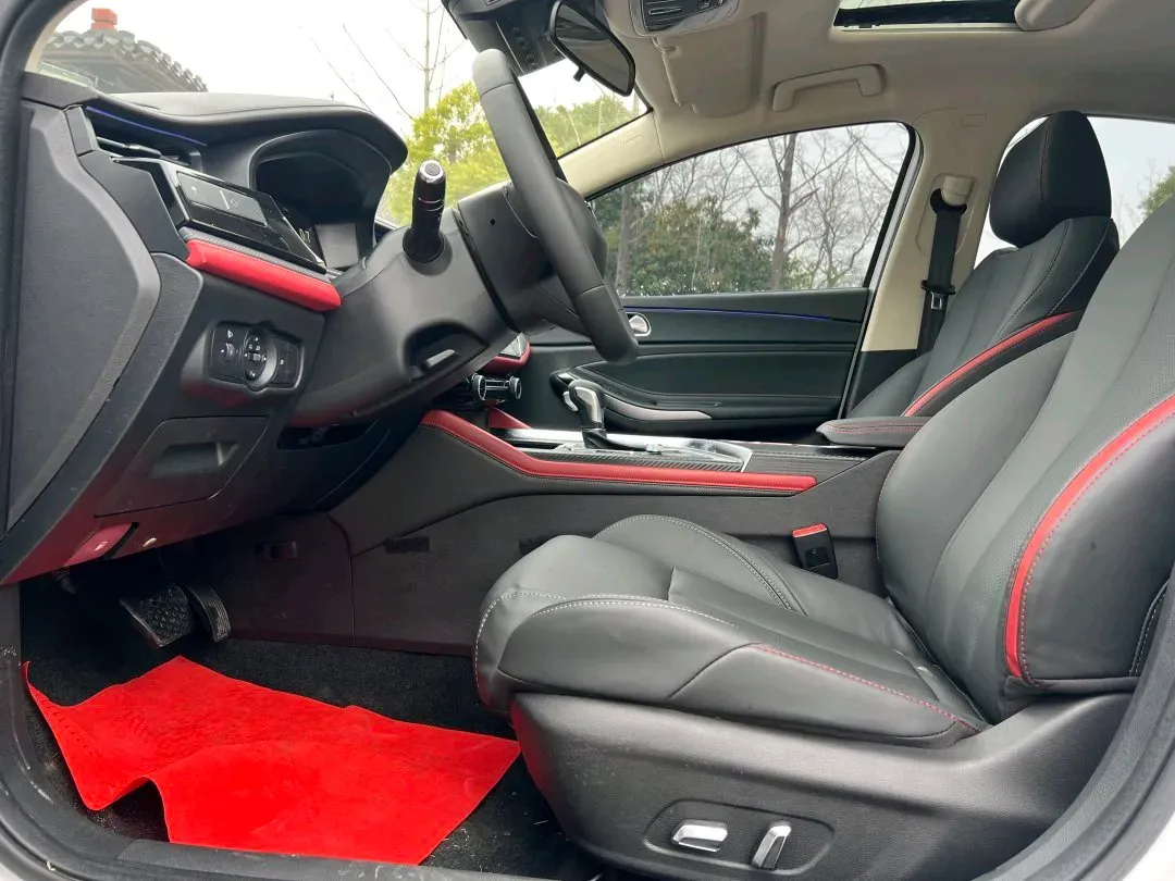 2021 Chery Arrizo 5 Plus 1.5L 116HP L4 5MT,autocango,china used car exporter,china ev exporter,chinese used car exporter,chinese used ev exporter