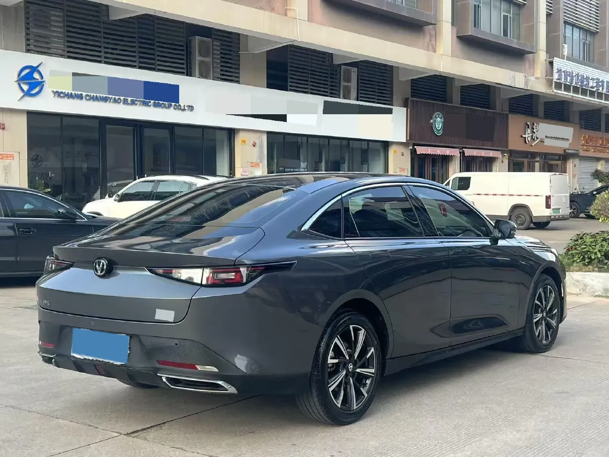 2024 ChangAn Eado 1.5T 170HP L4 7DCT,autocango,china used car exporter,china ev exporter,chinese used car exporter,chinese used ev exporter