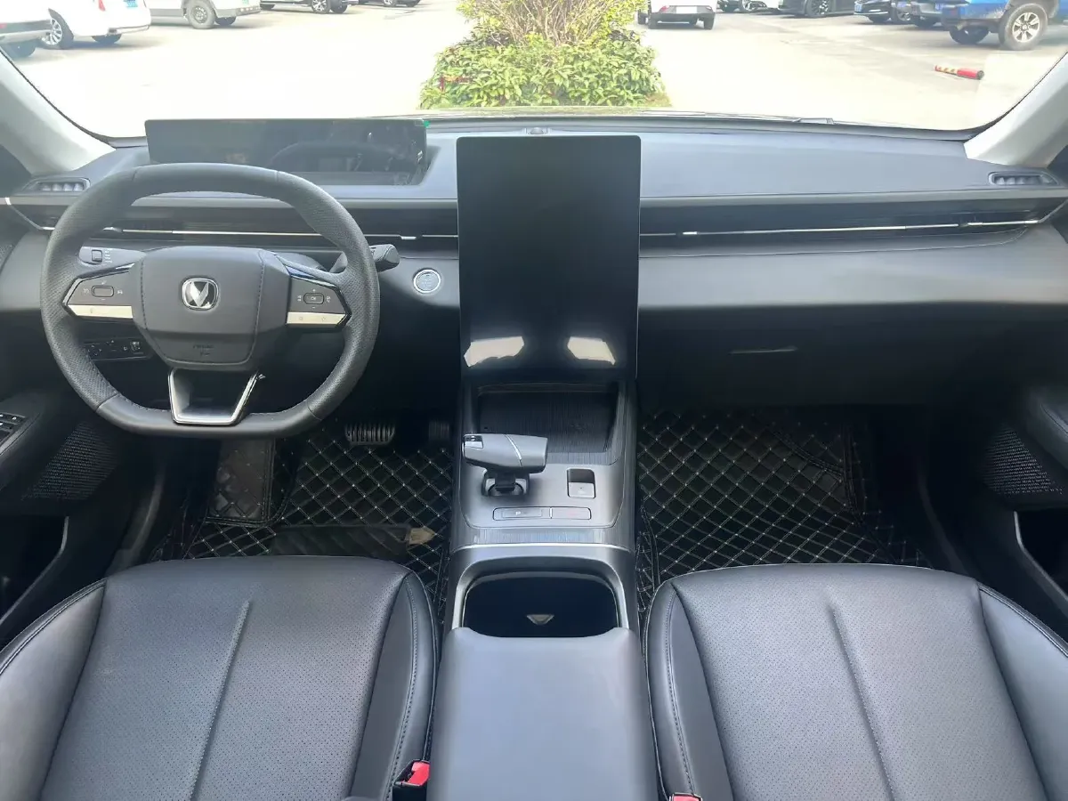 2024 ChangAn Eado 1.5T 170HP L4 7DCT,autocango,china used car exporter,china ev exporter,chinese used car exporter,chinese used ev exporter