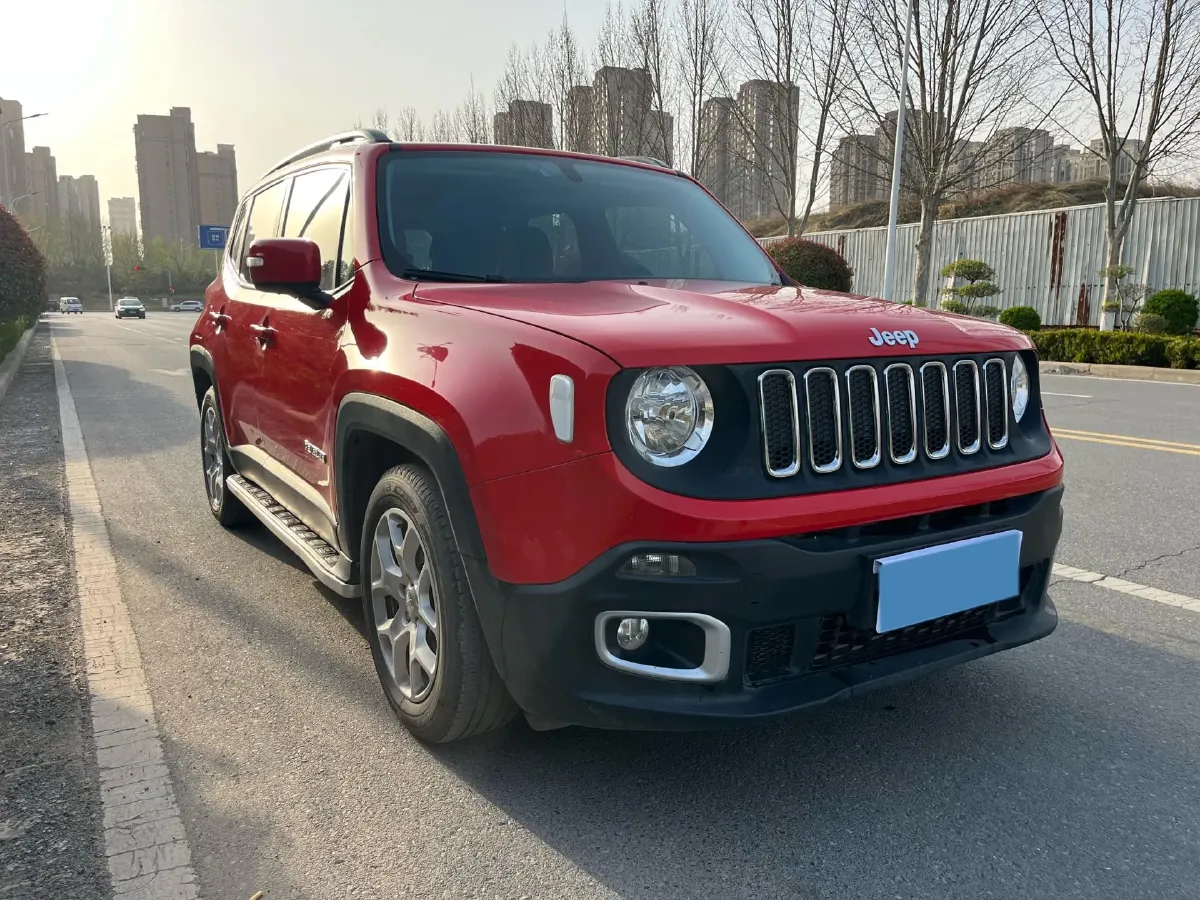 2017 Jeep Renegade 1.4T 150HP L4 7DCT,autocango,china used car exporter,china ev exporter,chinese used car exporter,chinese used ev exporter