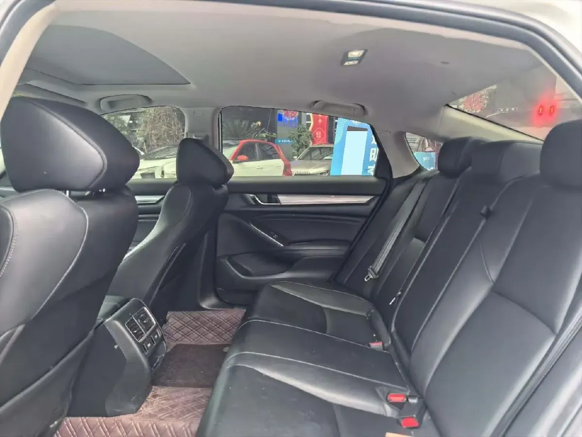 2022 Honda Accord 1.5T 194HP L4 CVT,autocango,china used car exporter,china ev exporter,chinese used car exporter,chinese used ev exporter