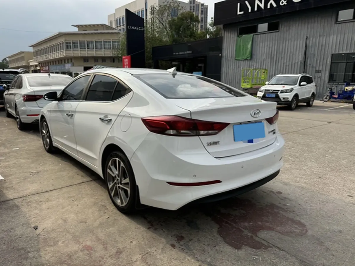2016 Hyundai Elantra 1.6L 130HP L4 6AT,autocango,china used car exporter,china ev exporter,chinese used car exporter,chinese used ev exporter
