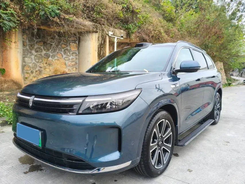 2024 AITO AITO M7 1.5T 152HP L4 REEV 42KWH,autocango,china used car exporter,china ev exporter,chinese used car exporter,chinese used ev exporter