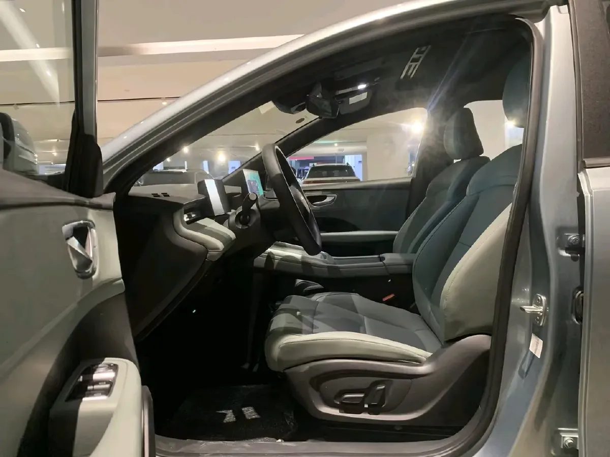 2025 Roewe D6 BEV,autocango,china used car exporter,china ev exporter,chinese used car exporter,chinese used ev exporter