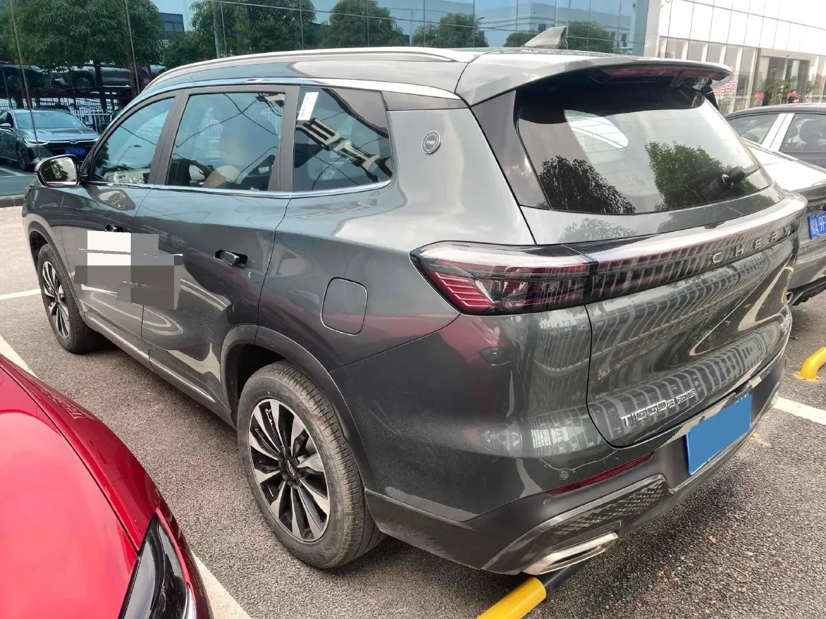 2025 Chery Tiggo 8 Plus 1.6T 197HP L4 7DCT,autocango,china used car exporter,china ev exporter,chinese used car exporter,chinese used ev exporter