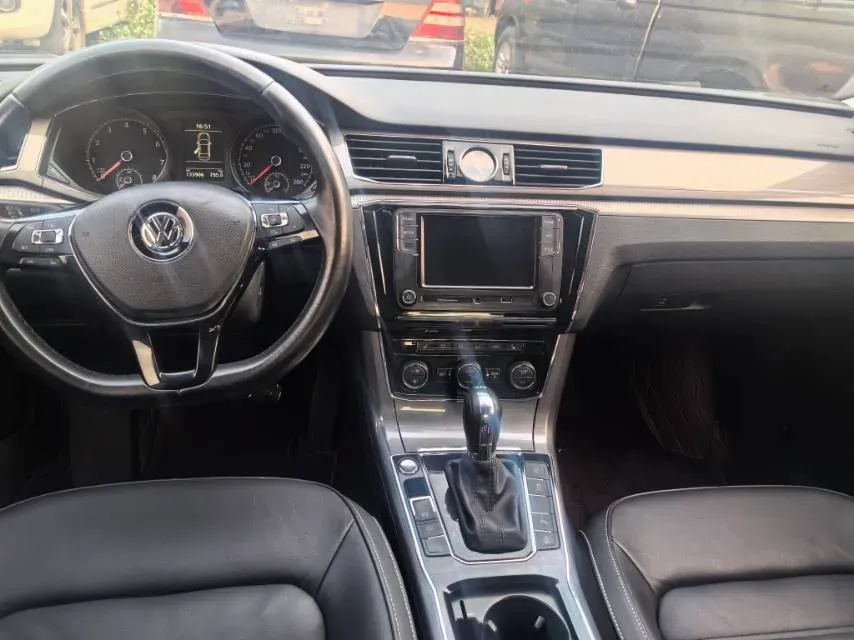 2017 Volkswagen Passat 1.8T 180HP L4 7DCT,autocango,china used car exporter,china ev exporter,chinese used car exporter,chinese used ev exporter