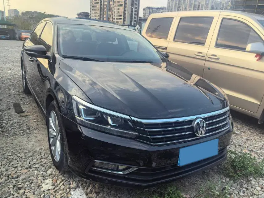 2017 Volkswagen Passat 1.8T 180HP L4 7DCT,autocango,china used car exporter,china ev exporter,chinese used car exporter,chinese used ev exporter
