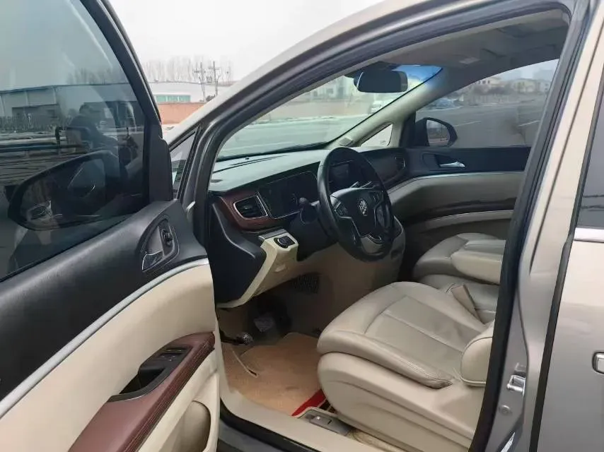 2018 Buick GL8 2.0T 260HP L4 6AT,autocango,china used car exporter,china ev exporter,chinese used car exporter,chinese used ev exporter