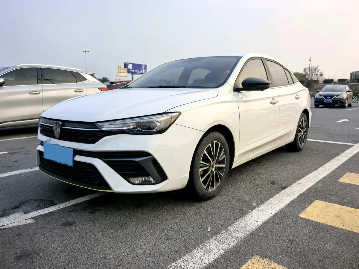 2021 Roewe i5 1.5L 120HP L4 CVT,autocango,china used car exporter,china ev exporter,chinese used car exporter,chinese used ev exporter